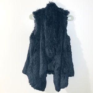 Jolt Sleeveless Faux Fur Vest Navy Size Large